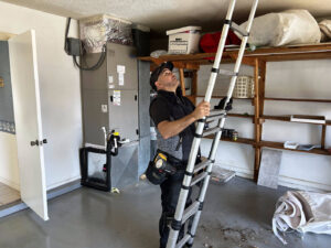 Florida 4-point inspection of HVAC and attic access by a licensed inspector